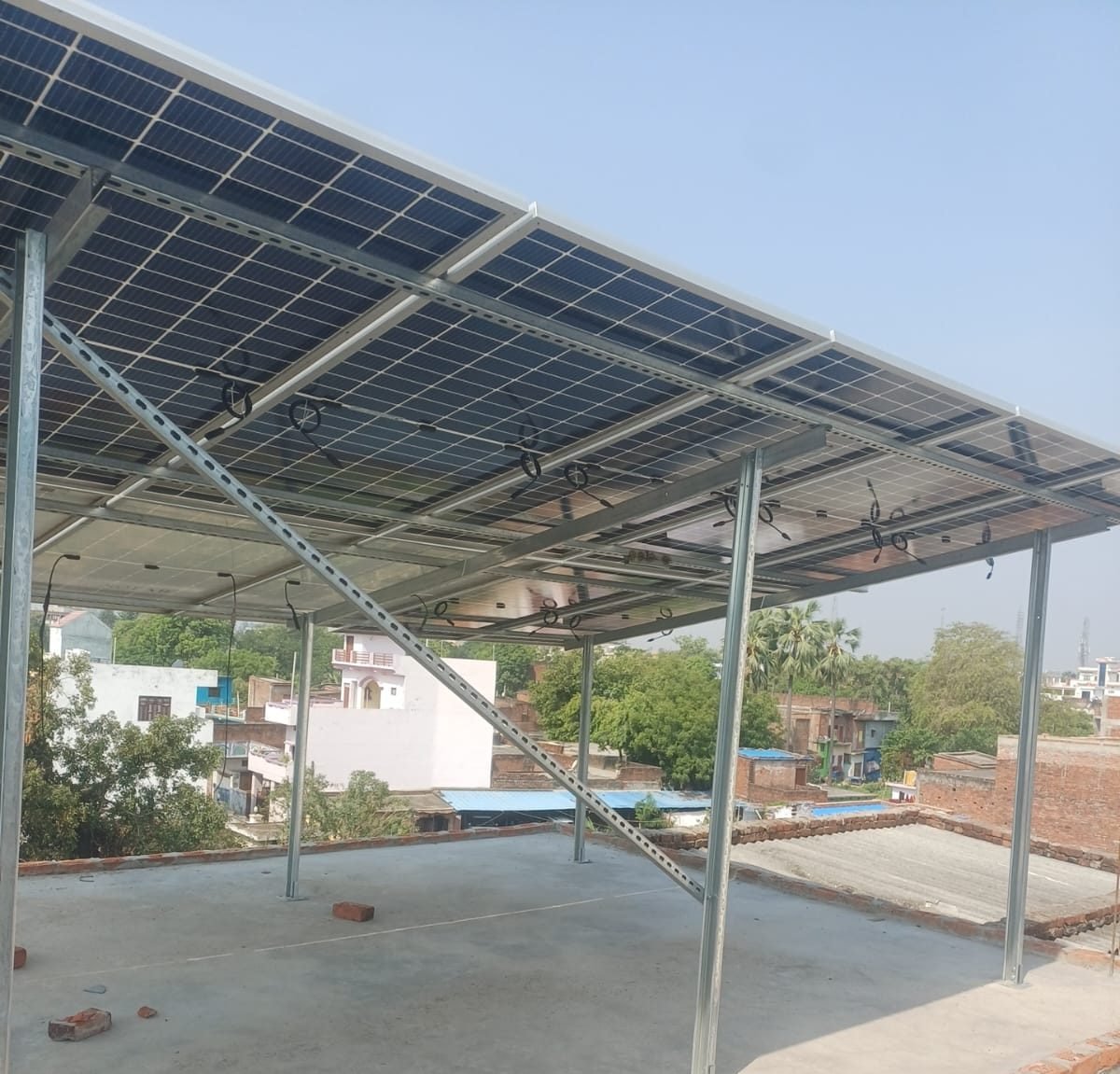 Rooftop Solar Installation — Mau photo 5