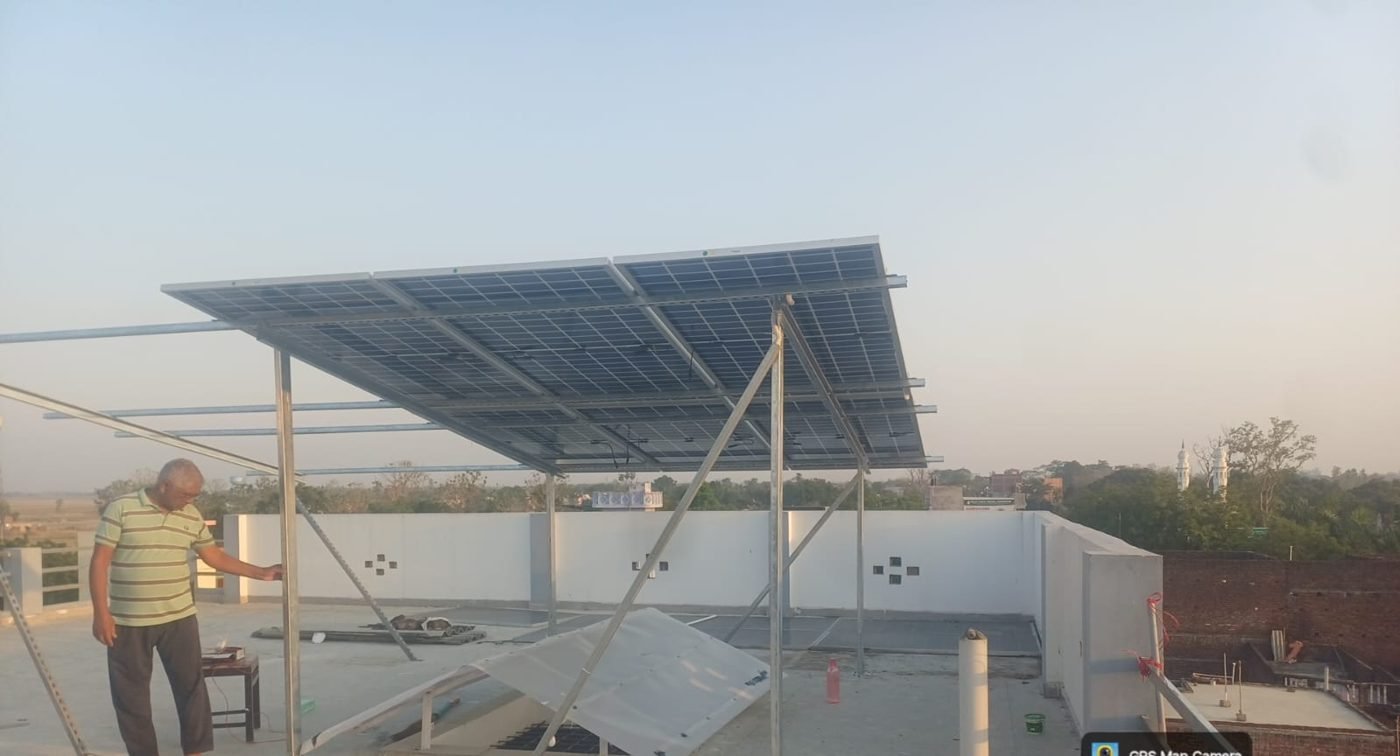 Rooftop Solar Installation — Pepeeganj photo 3